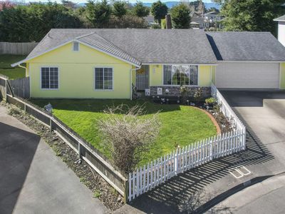 1943 Freedom Ct, Fortuna, CA, 95540