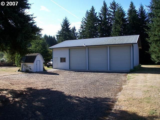 2nd image of 21007 NE 109th St