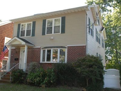 100 Cherry St, Floral Park, NY, 11001