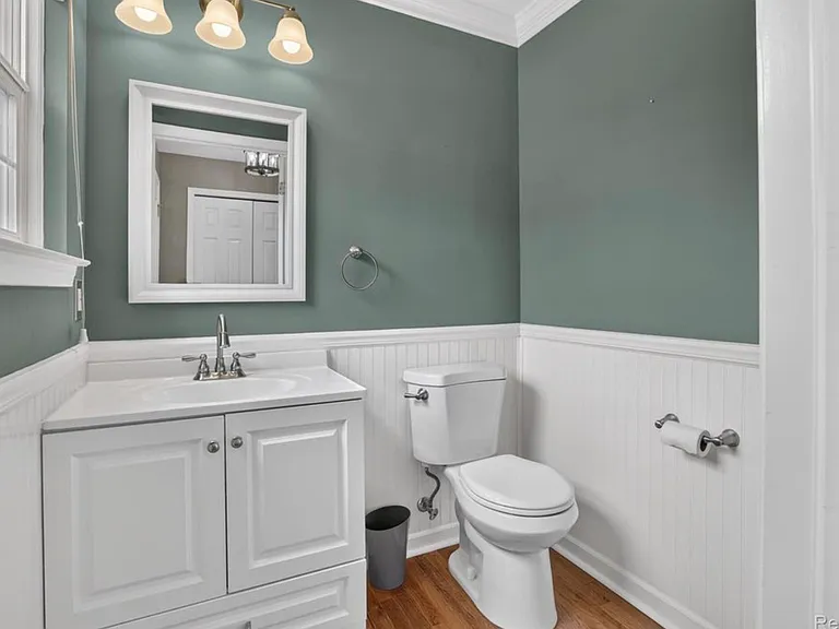 5001 Meadow Crest Cir — Photo 18