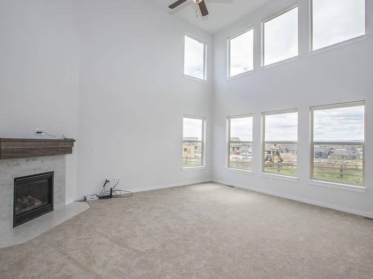 715 Lene Ln — Photo 24