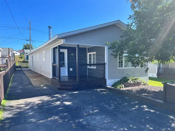 12 Trailer Court, Springdale, NL A0J1T0