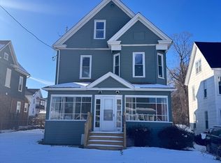 41 Lynwood Ave, Holyoke, MA 01040