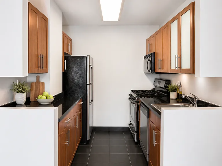 100 Maiden Ln #2305 — Photo 4