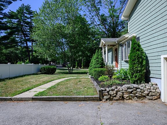 5th image of 491 Cushing St
