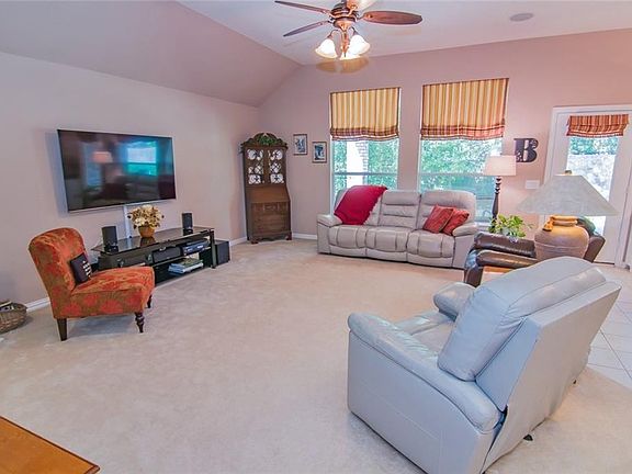 2nd image of 412 Long Cove Dr