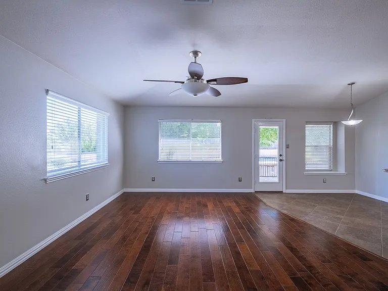 645 Fort Thomas Pl — Photo 13