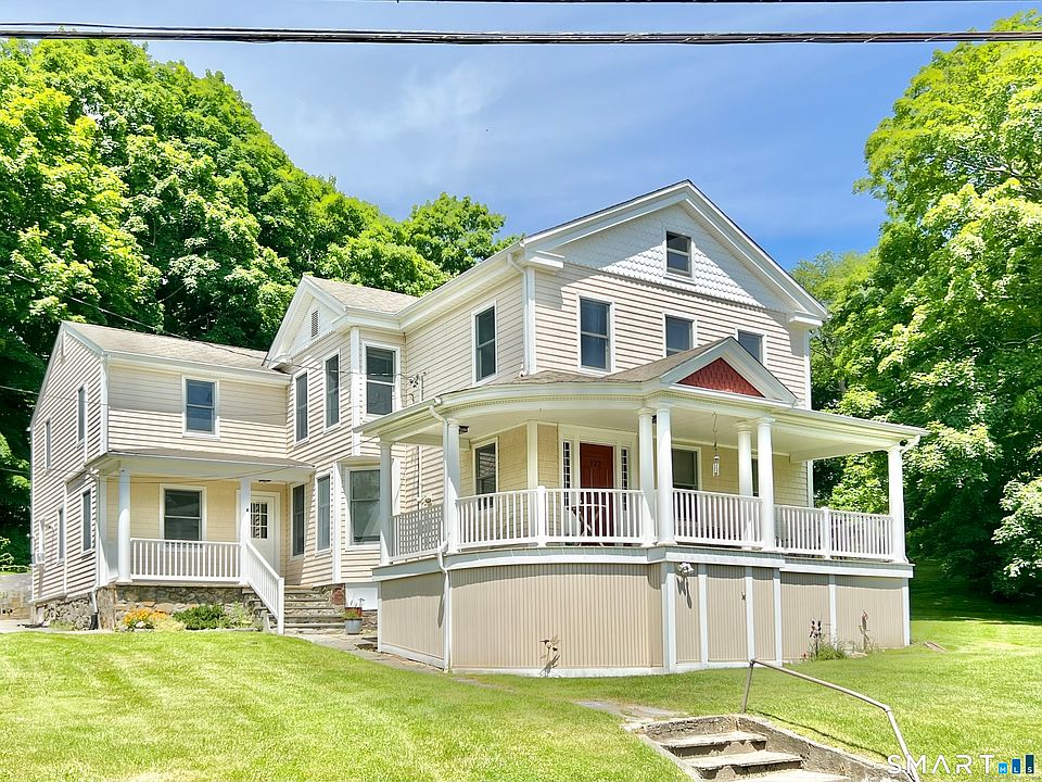 1st image of 422 West River Road