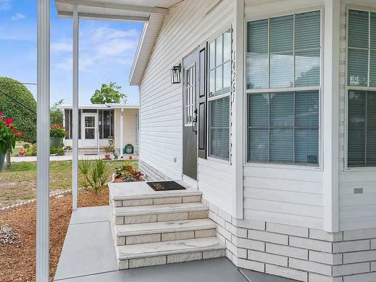 14261 Montclair Dr — Photo 27
