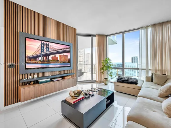 851 NE 1st Ave #2408, Miami, FL 33132