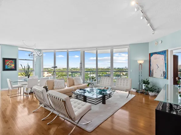 111 SE 8th Avenue #1402, Fort Lauderdale, FL 33301