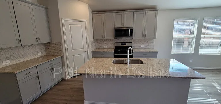 10609 Potawatomi Ln — Photo 24