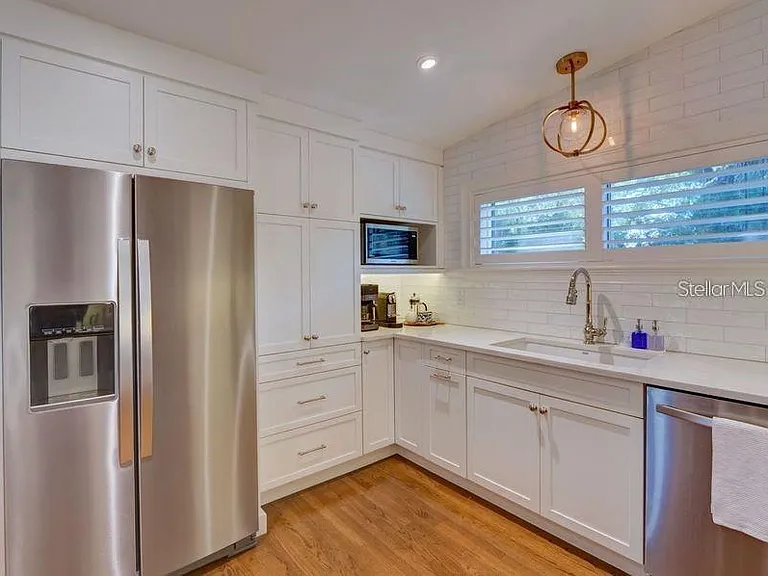 1791 Spruce Ave — Photo 8