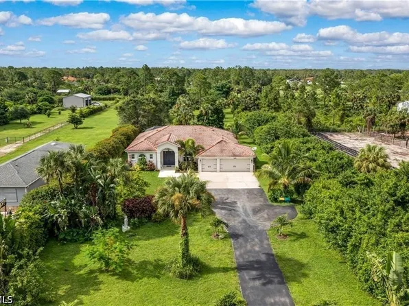 2991 20th Ave NE, Naples, FL 34120