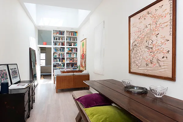 Sold by Level Group | media 26