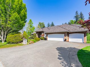 2488 138th St, Surrey, BC V4P 2M1