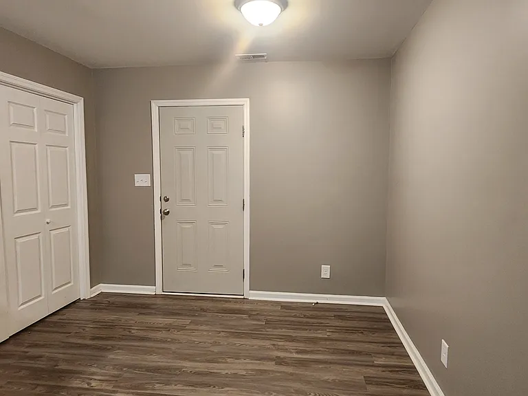 610 Miller Ave — Photo 5