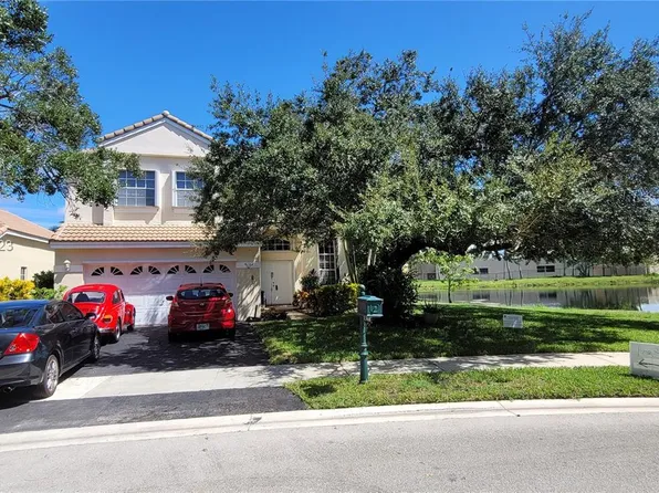 1368 Bayview Cir, Weston, FL 33326