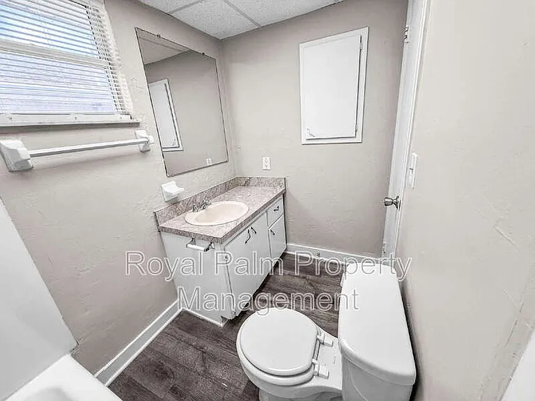 3744 Estelle Ave — Photo 23
