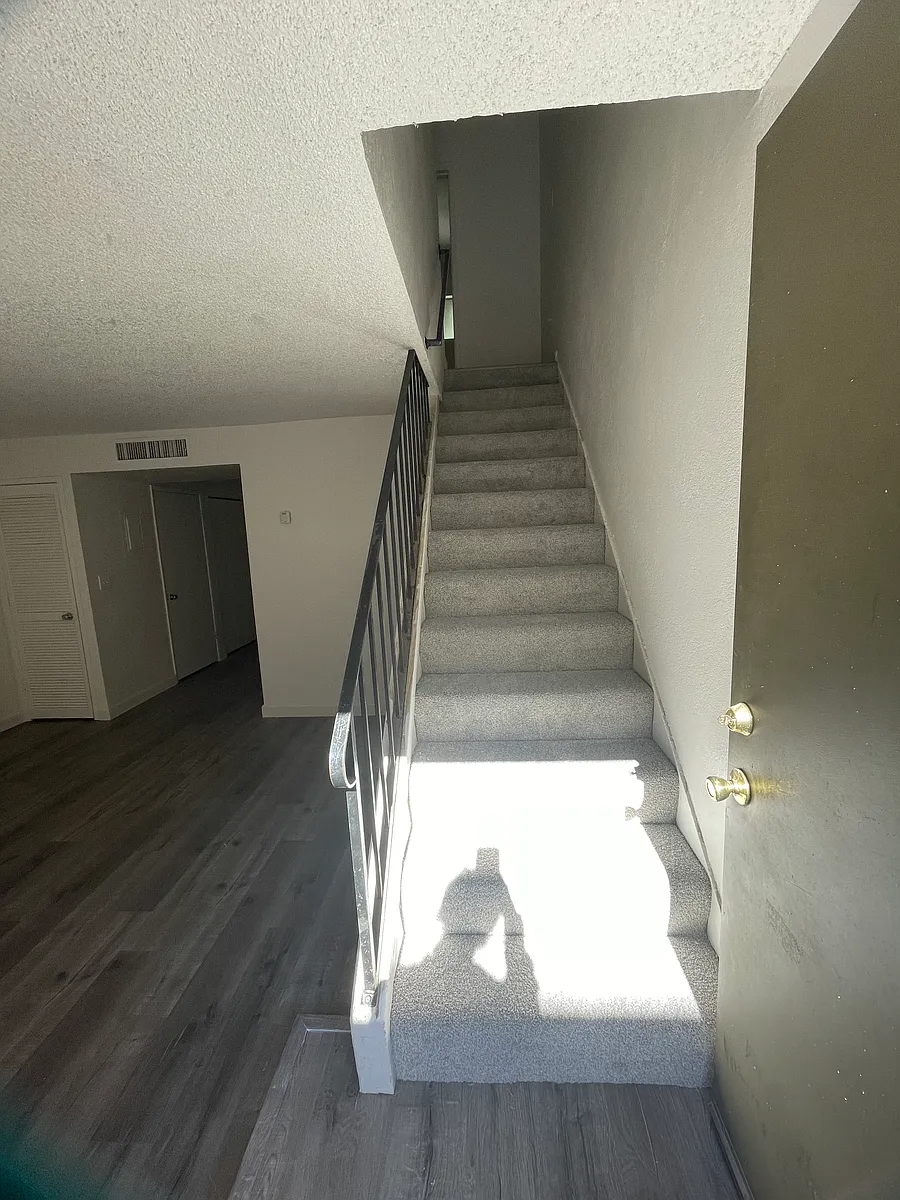 Building Photo - 404 U St #C