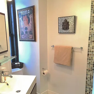 Sold by New York Manhattan Real Estate Incorporated | media 17