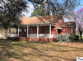 422 First St, Delhi, LA 71232