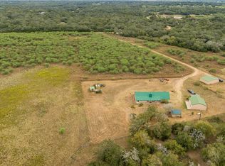 1078 Mueller Lang Rd, Cuero, TX 77954
