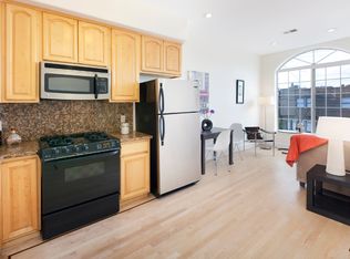 2854AA 25th St, San Francisco, CA 94110