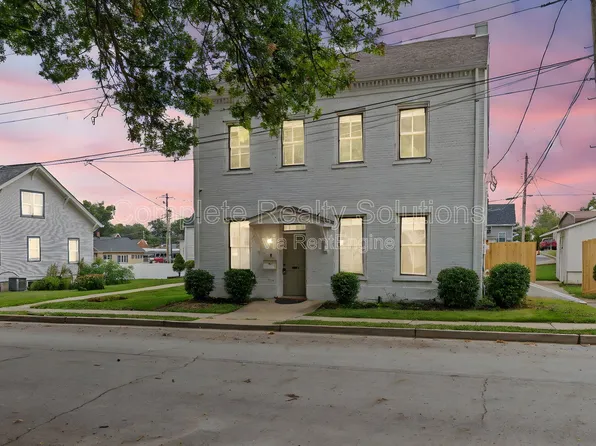 620 S Benton Ave, Saint Charles, MO 63301