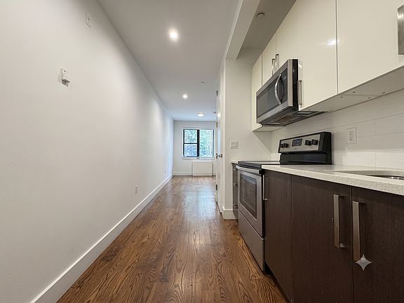 4th image of 49 Cedar St #1R