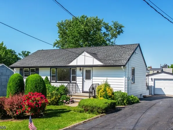 42 Hackberry Pl, Clifton City, NJ 07013