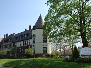 2825 S Moreland Blvd APT 8, Cleveland, OH 44120
