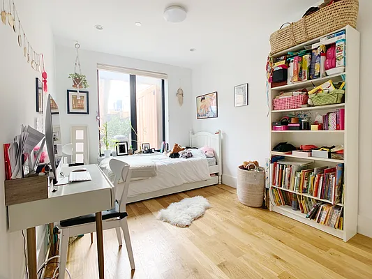 Rented by Compass | media 13