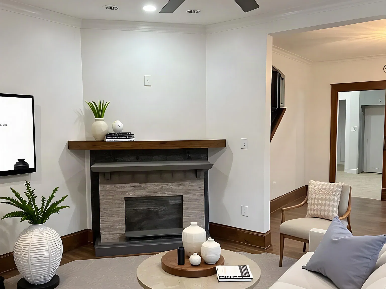 4 bed, $2,750 — Photo 3