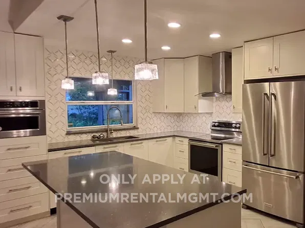 1096 Gran Paseo Dr, Orlando, FL 32825
