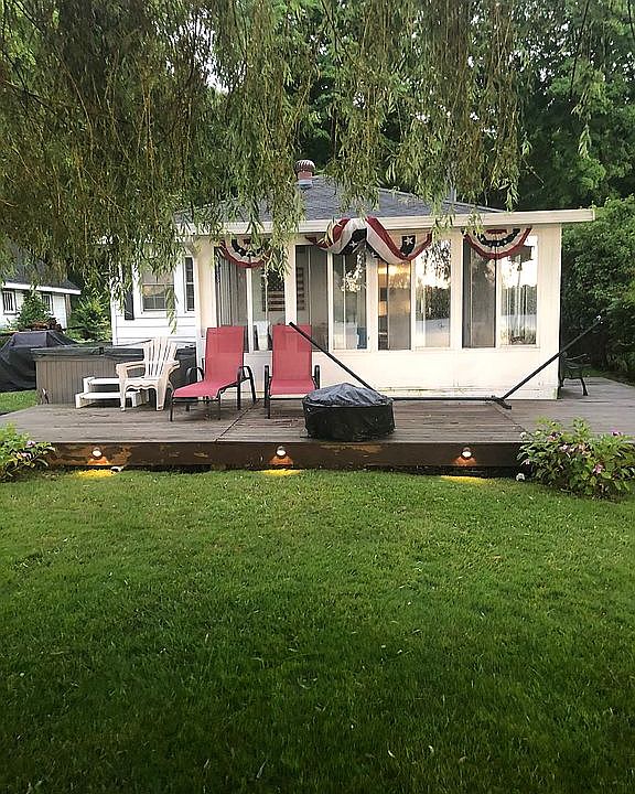 Cottage on Baseline Lake