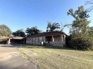 335 Cole Rd, Kinder, LA 70648