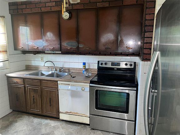 4th image of 1205 Kilgore Dr
