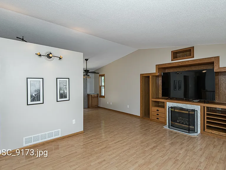 5019 25th Ave NW — Photo 16