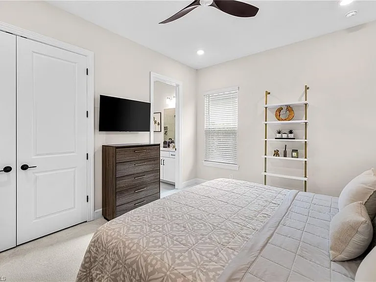 17489 Aquila Ct — Photo 31