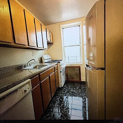 4th image of 141-10 82nd Dr #533