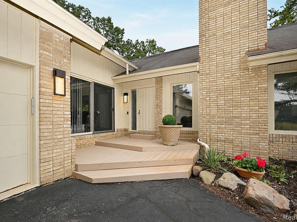 6401 Apple Grove Ln, photo 2