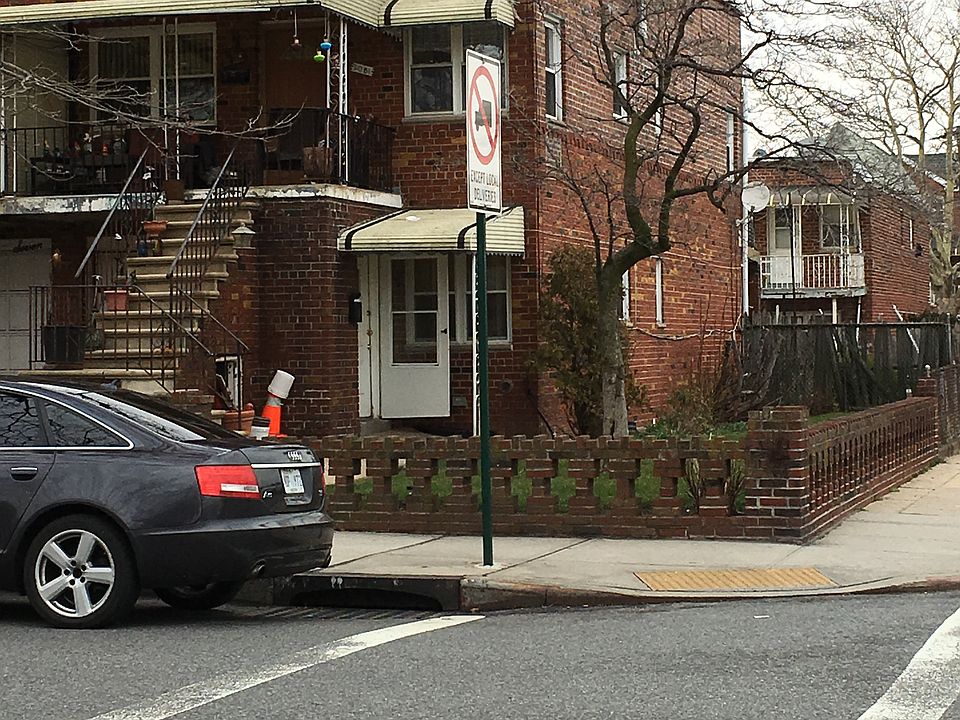1st image of 2081 E 60th St