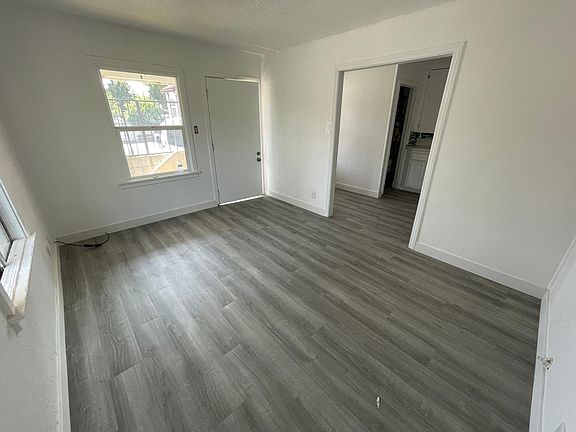 2nd image of 3010 E 1st St Unit 3/4