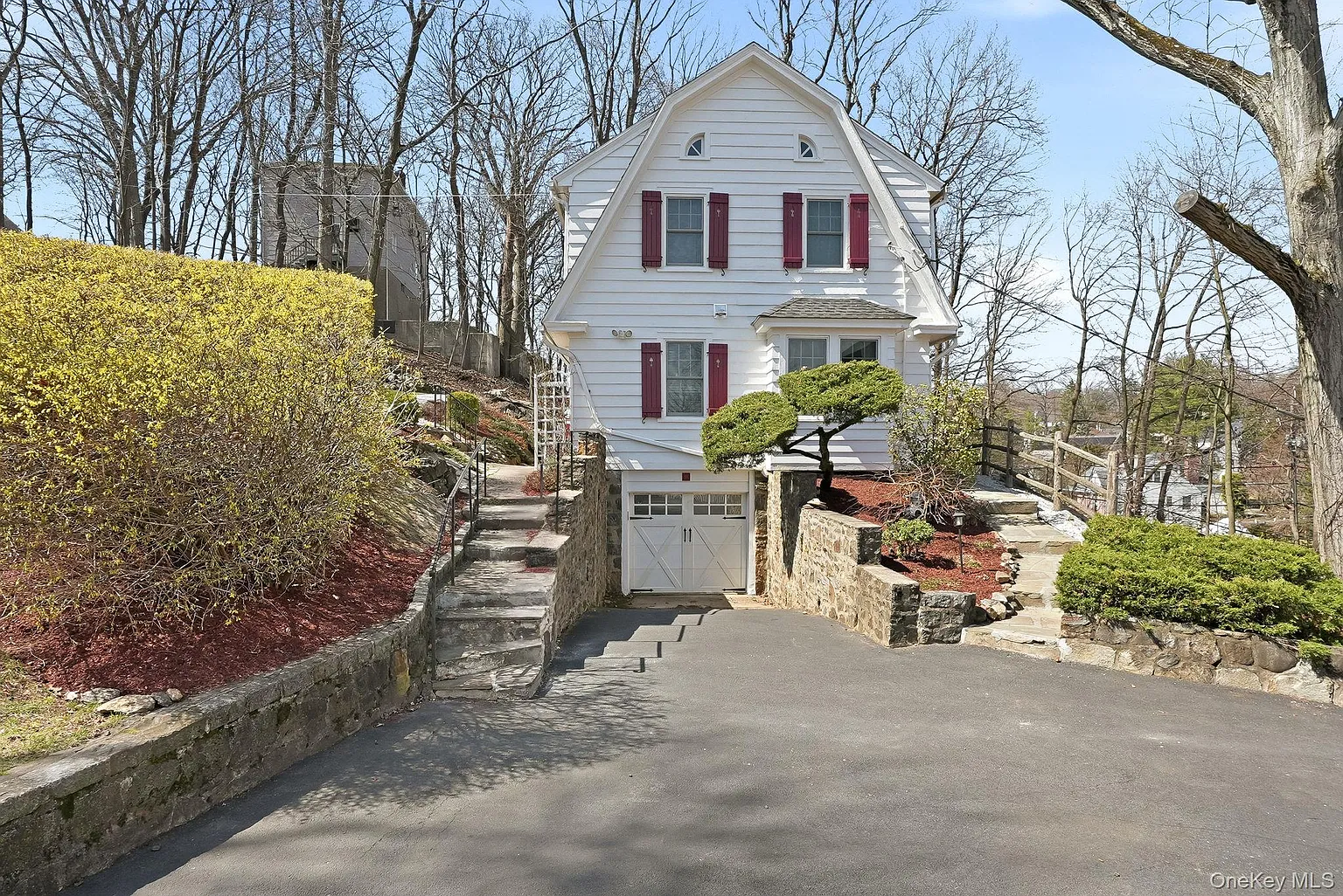 68 Allen Street photo 1