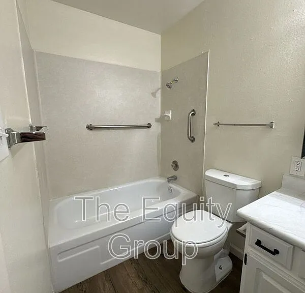 1426 W Elowin Ave — Photo 16
