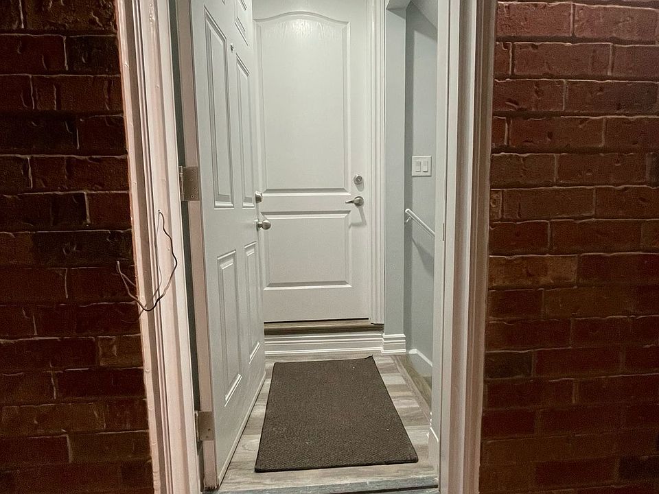 1st image of 80 Reichert Ct #1