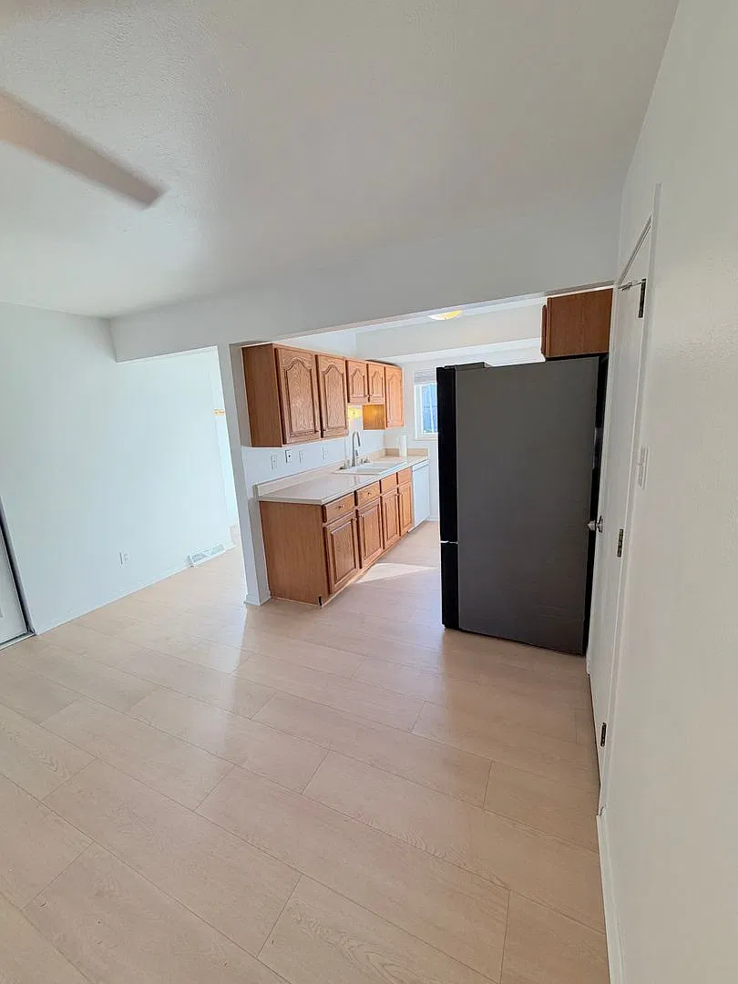 Gorgeous & Remodeled-4 Bedroom-Green Mountain Home For Rent!! Available NOW!! — Photo 4