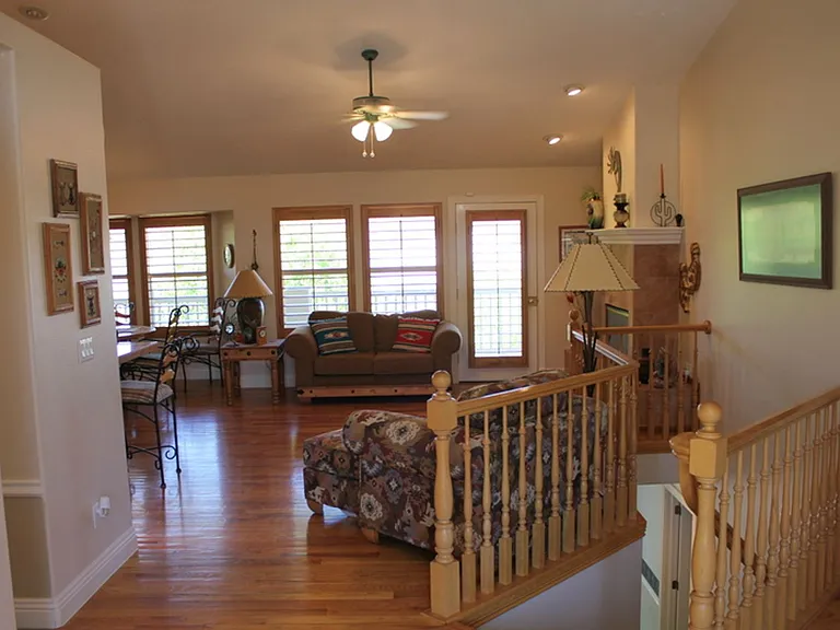 682 Lava Point Dr — Photo 24