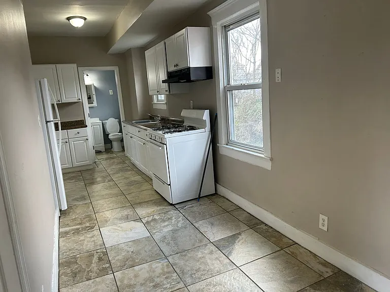 1504 Summerfield Ave — Photo 16